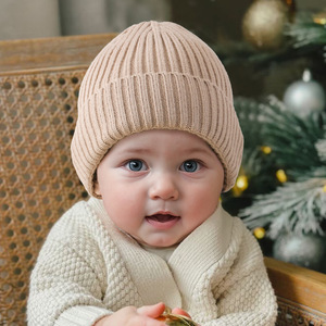 Chapeau tricoté unisexe pour nouveau-né, protection des oreilles chaude pour enfants en automne et en hiver, couleur unie rayée - Product Image 3