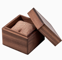 Boîte à montre en bois de noyer massif écologique, taille personnalisable, pour une seule montre-bracelet, avec logo gravable, emballage cadeau pour montre