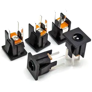Ventas calientes fabricación 2,1mm x 5,5 Cámara CCTV Cable de alimentación de CC Conector 5,5x2,1 conector macho cable de alimentación de CC