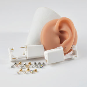 Unité de piercing d'oreille stérile jetable en acier inoxydable zircon deuxième génération Kit de piercing d'oreille en cristal Tragus Helix - Product Image 2