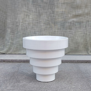 <span class=keywords><strong>Maceta</strong></span> de Fibra de Vidrio Reforzada con Plástico, Diseño Cónico Invertido de Cinco Niveles, Simple y Creativo, Venta Directa de Fábrica - Product Image 3
