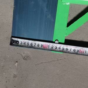 เครื่องขูดพื้นโลหะทนทาน ใบมีด 300 มม. สำหรับทำความสะอาดปศุสัตว์ เครื่องมือแบบมือถือพร้อมด้ามจับเหล็กยาว - Product Image 4