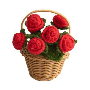 Ramos de flores en maceta tejidos a mano con hilo, cestas de rosas rojas, éxito de ventas transfronterizo, adornos de escritorio en maceta - Product Image 5