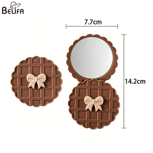Nuevo Espejo de Bolsillo Redondo con Diseño de Galletas Waffle, Espejo de Maquillaje Portátil de Doble Cara - Product Image 2