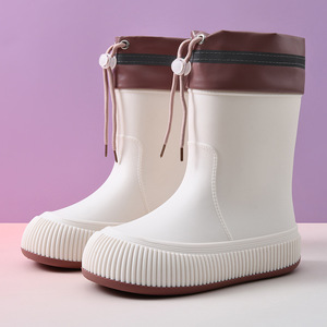 Bottes de pluie pour femmes avec cordon de serrage, mi-mollet, semelle épaisse, imperméables, en caoutchouc, blanc cassé, rose, noir, tailles 36-41, couleur unie - Product Image 1