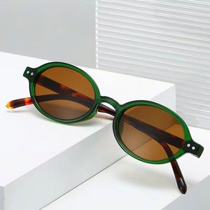 Gafas de Sol Retro 2025 con Logotipo Personalizado, Ovaladas, con Remaches, para Hombre y Mujer, Protección UV400, Montura Pequeña con Estampado de Leopardo, Estilo Punk - Product Image 3