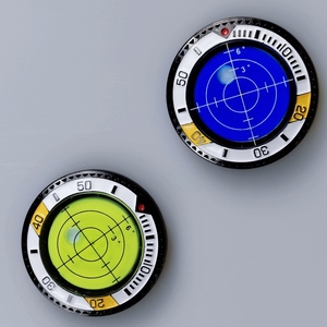Marqueur de niveau à bulle rond avec logo personnalisé de haute précision pour matériau métallique de <span class=keywords><strong>golf</strong></span> avec logo personnalisé à l'arrière - Product Image 1