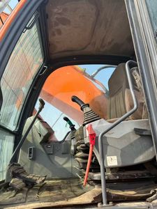 รถขุดมือสอง Doosan DX420LCA DX420 Develon 40 ตัน 42 ตัน รถขุดตีนตะขาบขนาดใหญ่สำหรับขาย ได้รับการรับรองมาตรฐาน CE - Product Image 6