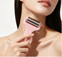 Rouleau de massage glacé pour le visage et les yeux, système de dermaroller rafraîchissant pour femmes, anti-gonflement et raffermissant pour la peau
