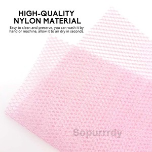 Éponge exfoliante en filet de nylon africain avec logo personnalisé, séchage rapide pour le bain quotidien, exfoliation profonde, outil de douche réutilisable - Product Image 3