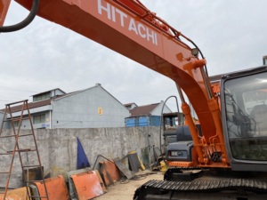 Excavadora HITACHI ZAXIS 130, 90% Nueva, Original de Japón, con EPA y CE, Usada en Agricultura, 13 Toneladas, para Excavación - Product Image 4