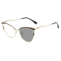 Lunettes de vue photochromiques de qualité supérieure pour femmes, monture œil de chat en métal, anti-lumière bleue, verres optiques à changement de couleur, verres sur ordonnance personnalisés