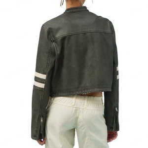 Veste en cuir style moto sur mesure avec bordure contrastante, fermeture éclair, veste en cuir courte en polyester pour femmes - Product Image 6