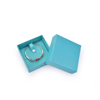 Boîtes à bijoux rigides en papier spécial de haute qualité avec couvercle et doublure en éponge, design élégant, personnalisables