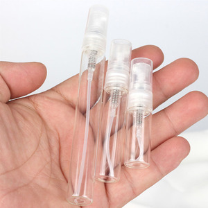 Flaconcino in Vetro Ricaricabile Facile da Installare 2ml 3ml 5ml 10ml con Spray Nero Bianco <span class=keywords><strong>per</strong></span> Tester di Profumo e Campioni - Product Image 1
