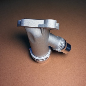Manguera de Refrigerante de Motor Nueva y Económica, Junta de Aluminio OE 111122247744 11127806196 para E38 E39 E46 E65 E66 X3 X5 X6, 1 Año de Garantía - Product Image 5