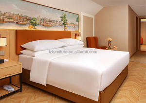 Ensemble de meubles de chambre à coucher contemporain pour hôtel 3 étoiles, taille personnalisable, cadre de lit en bois MDF avec panneau de tête de lit et tables de chevet - Product Image 6