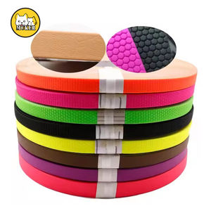 สายรัดพีวีซีแบบนุ่มสีสันสดใส ดีไซน์ใหม่ ทนทาน กันน้ำ ลายรังผึ้ง หลายขนาด สั่งทำได้ หรูหรา เป็นมิตรกับสิ่งแวดล้อม พร้อมหัวเข็มขัดแบบรีเวท 4 แบบ - Product Image 1