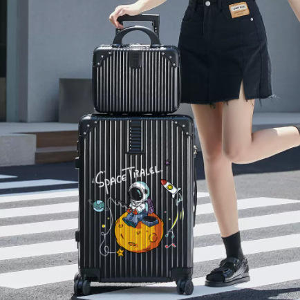 แองเจิลไวท์ [กระเป๋าเดินทางเดี่ยวสไตล์เรโทร 5T5]