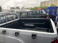 Maxus T60 2026 2.4L Essence Manuelle 4x4 Benne Standard Édition Pioneer R18
