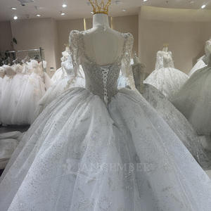 Robe de mariée civile DW0179, col bateau, dos nu, ornée de perles, de paillettes et de cristaux, personnalisée, de luxe, longueur ras du sol, imprimé floral - Product Image 2