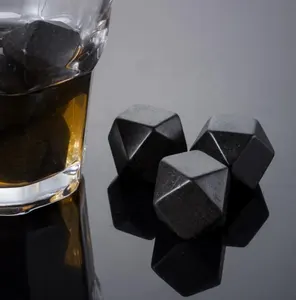 Penjualan terlaris wiski warna hitam batu pendingin batu giok asli untuk wiski
