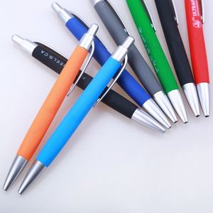 Stylo bille personnalisé en caoutchouc pour hôtel, style sportif, pointe de 1,0 mm, logo personnalisé imprimé pour bureau et école - Product Image 4