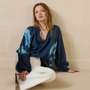 Blusa Boho de Manga Campana con Cuello en V de Algodón Orgánico Tie Dye Vintage para Mujer |   Top Navideño Ecológico |   Etiqueta Privada Personalizada Todo en Uno - Product Image 1
