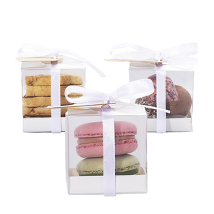 Scatola Regalo Quadrata di Lusso Personalizzata in PET per <span class=keywords><strong>Macaron</strong></span>, Scatola Trasparente in Plastica per Dessert, Torte, Fiori e Caramelle - Product Image 3
