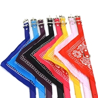 Bandana-collier pour chien imprimé totem exotique coloré, tailles XL/XXL/Petites, en PU et polyester écologiques avec lumières métalliques, décoration foulard