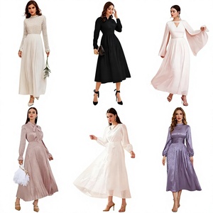 Vêtements d'occasion de haute qualité en liquidation, vente en gros, assortiment mixte, grade A+, propres, 90% de toutes les tailles - Product Image 1