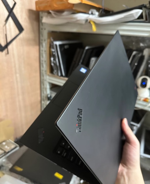 Factory Direct Sale 2019 X1 Carbon Laptop Intel I5-8th 8G RAM 256G SSD Comfortable Hand Feel Convenient Business Office