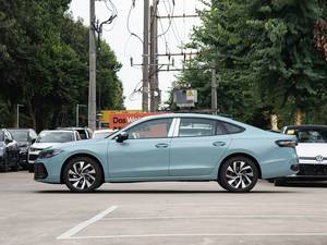 VW <span class=keywords><strong>Passat</strong></span> Edición Elite 2025, Sedán de 4 Puertas y 5 Asientos, Autos de Lujo, Nuevo, Amplio Espacio, Confort, Vehículos de Gasolina para Uso <span class=keywords><strong>Familiar</strong></span> - Product Image 4