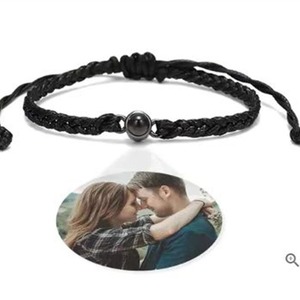 XIXe Projection personnalisée <span class=keywords><strong>langues</strong></span> tressées cercle personnalisé animaux Photo acier inoxydable femmes mode bijoux chaîne Bracelets - Product Image 3
