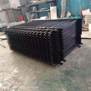 Clôture en acier à piquets avec garniture décorative, noire traditionnelle, pour embellir la cour avant et l'<span class=keywords><strong>aménagement</strong></span> <span class=keywords><strong>paysager</strong></span> - Product Image 4