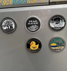 Insignias de Metal 3D para coches y camiones, insignias de 4x4, emblema redondo, calcomanías para Jeep Wrangler