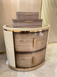 Letto Matrimoniale King Size in Pelle Beige Design Italiano HL per Camere da Letto di Ville di Lusso - Product Image 3