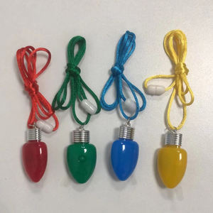 Brilho Natal Luz Colar com Bulbo Pendent Vermelho Verde 3D Xmas Colar Acessórios para Camisola Feia Ano Novo Família Festa - Product Image 6