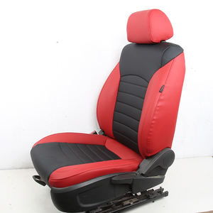Cubierta de asiento <span class=keywords><strong>interior</strong></span> de coche de cuero completamente cerrada de tamaño especial de diseño de lujo OEM adecuada para Toyota RAV4 - Product Image 1