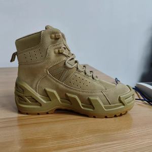 Botas tácticas de senderismo de media caña de cuero genuino de ante vacuno TSB07, color caqui - Product Image 1