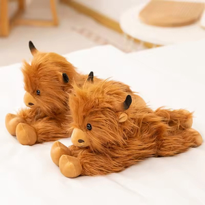 Couette en peluche super douce personnalisée en gros, motif vache des Highlands écossaise, avec rembourrage en coton PP pour enfants - Product Image 4