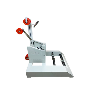 Machine d'alimentation automatique de câbles pour bobines de grande taille avec un diamètre allant jusqu'à 800 mm et un diamètre de câble maximal de 16 mm - Product Image 2