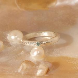 Anillo de Plata Pura S925 con Aguamarina Cepillada para Mujer, Diseño Romántico Minimalista de Nicho con Textura Mate Personalizada - Product Image 2