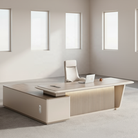 Bureau de direction de luxe durable, bureau moderne pour patron avec plateau en bois de 50 mm d'épaisseur, ports USB, armoire latérale et utilisation hospitalière