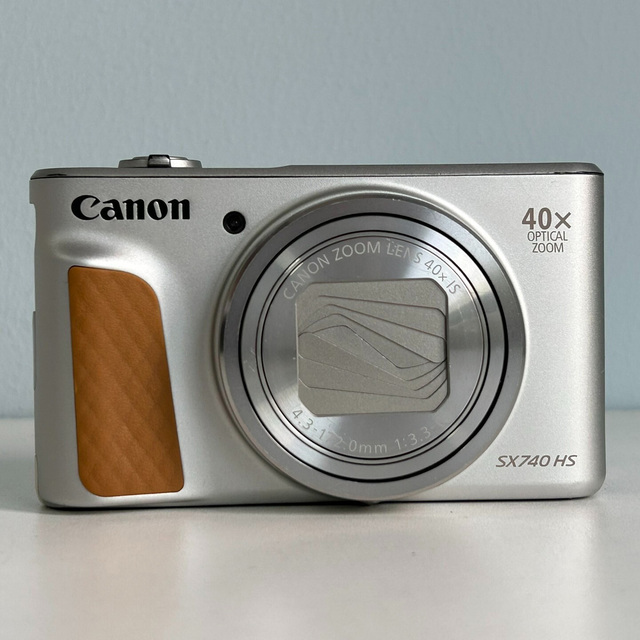 Cannon Power Shots SX740 HS 20.3MP 4K Video Super-telephoto Portable Digital Cameras