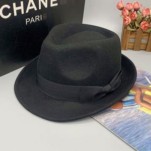 Sombrero Fedora de Fieltro de Lana Verde para Hombre, Estilo Retro Británico, Formal, para Otoño e Invierno, Ideal para la Playa - Product Image 3