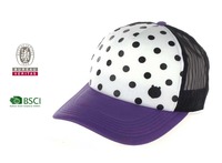 Gorra de béisbol suave personalizable Gorra deportiva de estilo americano Patrón de letras impresas planas Logotipo bordado personalizado
