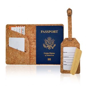 Juego de Accesorios de Viaje de Piel Sintética Marrón y Corcho Sintético al por Mayor: Porta Pasaportes y Etiqueta para Equipaje - Product Image 3