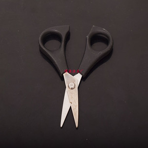 กรรไกรตกปลาโบหยวน สแตนเลสสตีล แบบใช้มือ สำหรับตกปลาในน้ำจืด ตัดสายไดนีม่า อุปกรณ์ตกปลา - Product Image 3