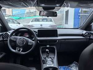 अत्यधिक लागत प्रभावी नया मॉडल mg5 सेडान ईंधन-स्वचालित ट्रांसमिशन और सनरूफ के साथ - Product Image 3